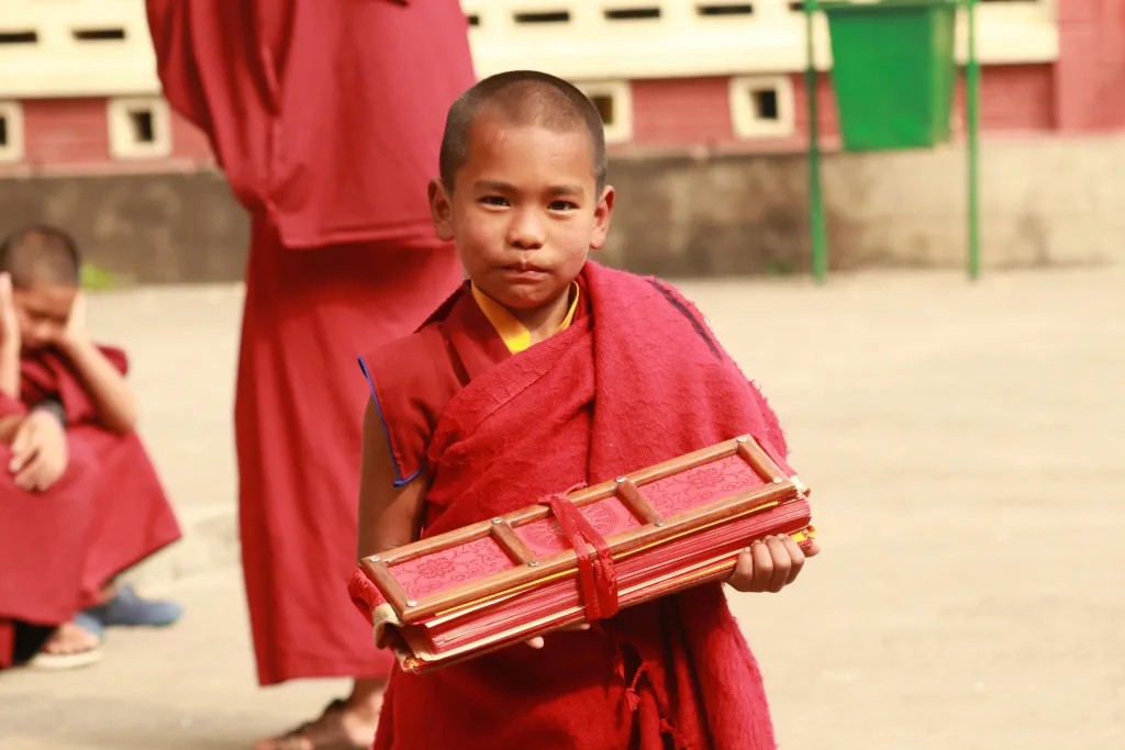 - Geshe Michael Roach INFO - A collection of videos, articles, books, interviews, and insightful facts 💎 Guardians of Wisdom Preserving the Sacred Texts of the Himalayas and Inner Asia